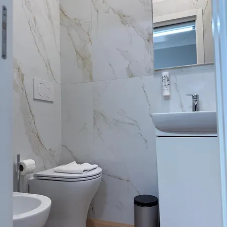 Tiburtina Holiday Guest house